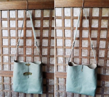 blue tote front & back